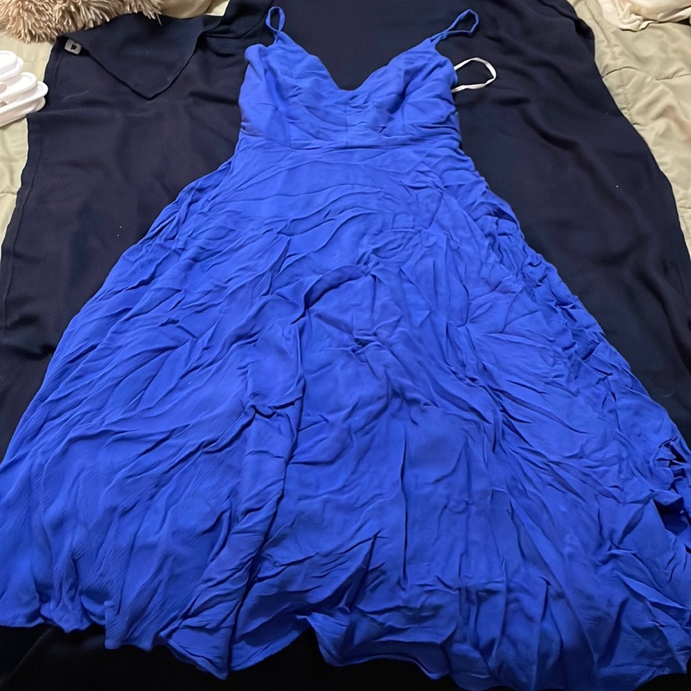 Medium Lulus dress. Worn once to wedding.